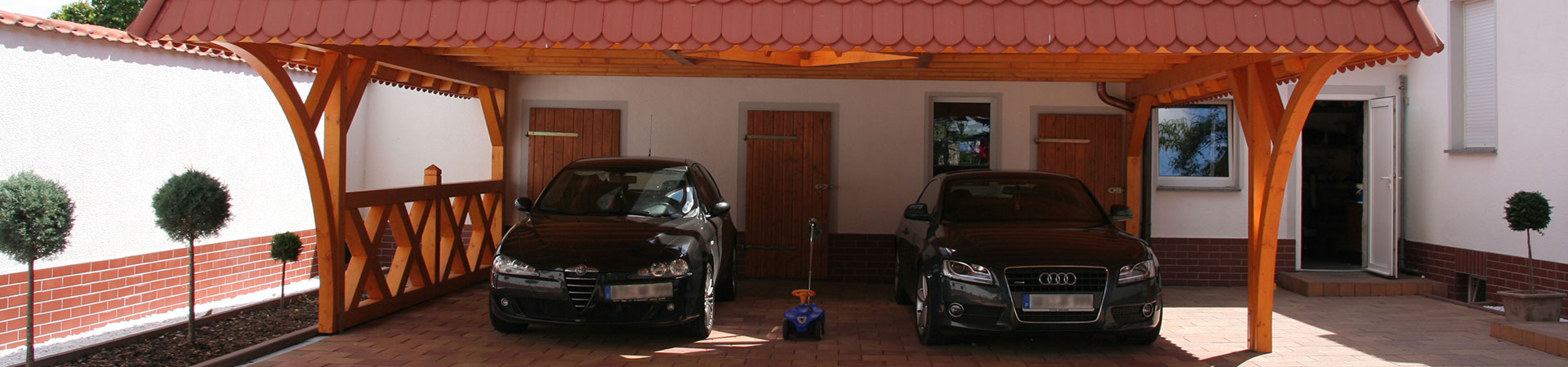 Carport-vor-Garage